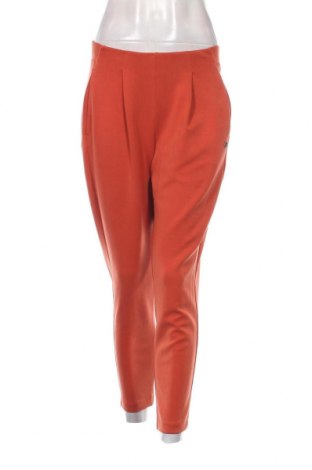 Дамски панталон Superdry, Размер M, Цвят Червен, Цена 63,60 лв.
