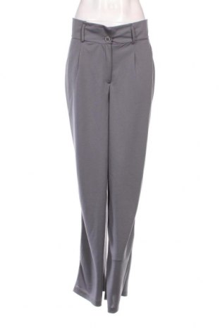 Дамски панталон Trendyol, Размер M, Цвят Сив, Цена 110,15 лв.