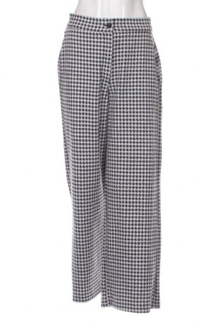Дамски панталон Trendyol, Размер L, Цвят Многоцветен, Цена 41,06 лв.