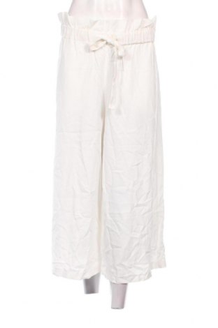 Дамски панталон VILA, Размер S, Цвят Бял, Цена 16,42 лв.