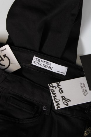 Дамски панталон Vero Moda, Размер L, Цвят Черен, Цена 62,00 лв.