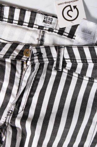 Γυναικείο παντελόνι Vero Moda, Μέγεθος M, Χρώμα Πολύχρωμο, Τιμή 6,50 €