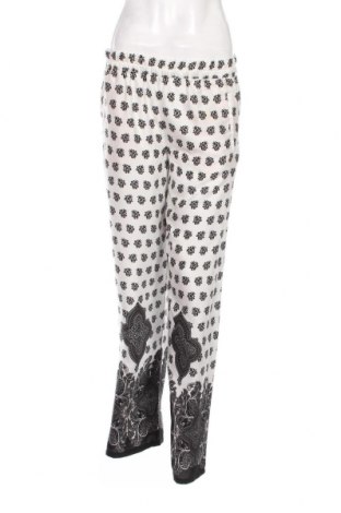 Дамски панталон Zara, Размер S, Цвят Бял, Цена 27,37 лв.