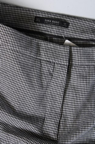 Pantaloni de femei Zara, Mărime L, Culoare Multicolor, Preț 26,65 Lei