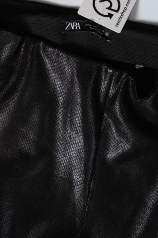 Pantaloni de femei Zara, Mărime M, Culoare Negru, Preț 21,32 Lei