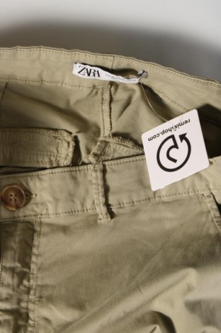 Pantaloni de femei Zara, Mărime M, Culoare Verde, Preț 39,80 Lei