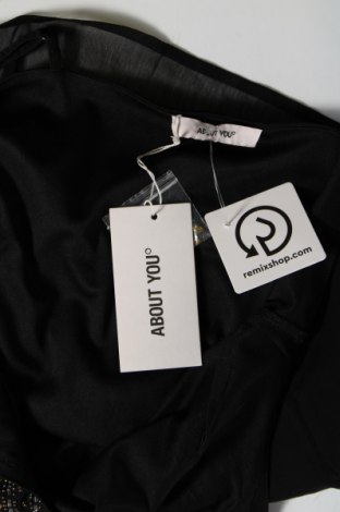 Γυναικείο αμάνικο μπλουζάκι About You, Μέγεθος S, Χρώμα Μαύρο, Τιμή 4,95 €