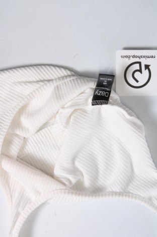 Γυναικείο αμάνικο μπλουζάκι DAZY, Μέγεθος XS, Χρώμα Λευκό, Τιμή 3,57 €