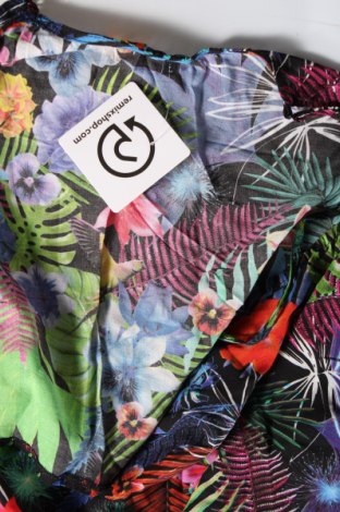 Γυναικείο αμάνικο μπλουζάκι Desigual, Μέγεθος L, Χρώμα Πολύχρωμο, Τιμή 8,29 €