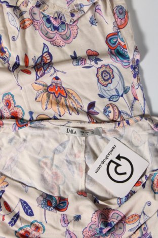 Γυναικείο αμάνικο μπλουζάκι Dika, Μέγεθος S, Χρώμα Πολύχρωμο, Τιμή 17,90 €