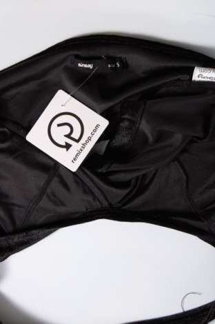 Γυναικείο αμάνικο μπλουζάκι Sinsay, Μέγεθος S, Χρώμα Μαύρο, Τιμή 8,08 €