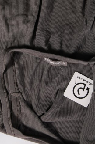 Γυναικείο αμάνικο μπλουζάκι Terranova, Μέγεθος M, Χρώμα Γκρί, Τιμή 2,67 €