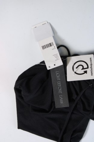 Γυναικείο αμάνικο μπλουζάκι Urban Outfitters, Μέγεθος S, Χρώμα Μαύρο, Τιμή 15,98 €