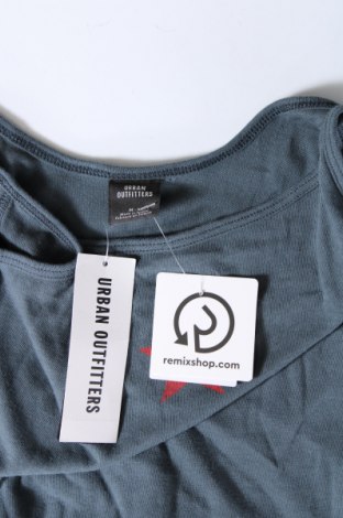 Damska koszulka na ramiączkach Urban Outfitters, Rozmiar M, Kolor Niebieski, Cena 15,70 zł