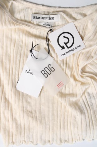 Γυναικείο αμάνικο μπλουζάκι Urban Outfitters, Μέγεθος S, Χρώμα Εκρού, Τιμή 15,98 €