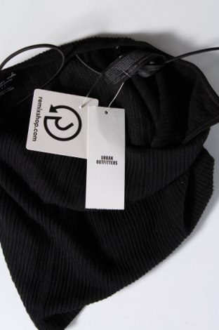 Γυναικείο αμάνικο μπλουζάκι Urban Outfitters, Μέγεθος S, Χρώμα Μαύρο, Τιμή 9,27 €