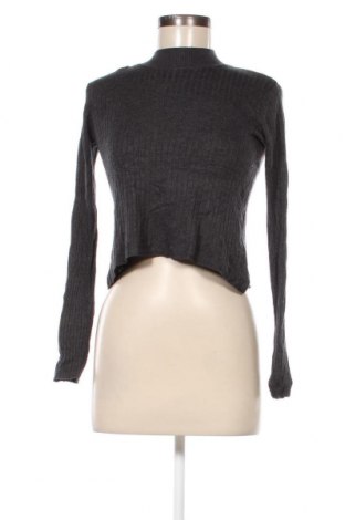 Дамски пуловер Bershka, Размер S, Цвят Сив, Цена 5,51 лв.