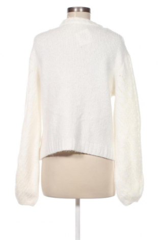 Damski sweter Bershka, Rozmiar M, Kolor Biały, Cena 27,99 zł