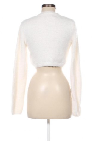 Γυναικείο πουλόβερ Bershka, Μέγεθος M, Χρώμα Λευκό, Τιμή 17,94 €