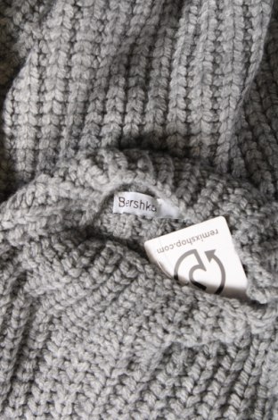 Дамски пуловер Bershka, Размер S, Цвят Сив, Цена 11,60 лв.
