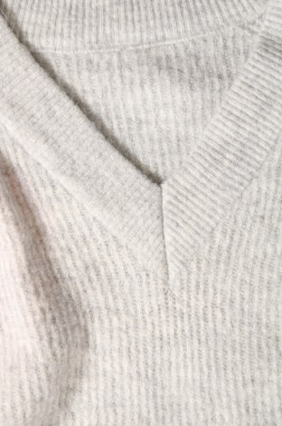 Дамски пуловер C&A, Размер L, Цвят Сив, Цена 9,57 лв.