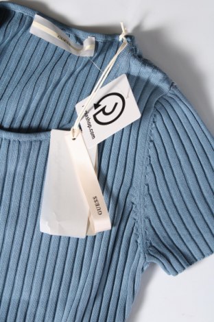 Дамски пуловер Guess, Размер L, Цвят Син, Цена 89,93 лв.