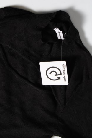 Γυναικείο πουλόβερ Reserved, Μέγεθος M, Χρώμα Μαύρο, Τιμή 4,66 €