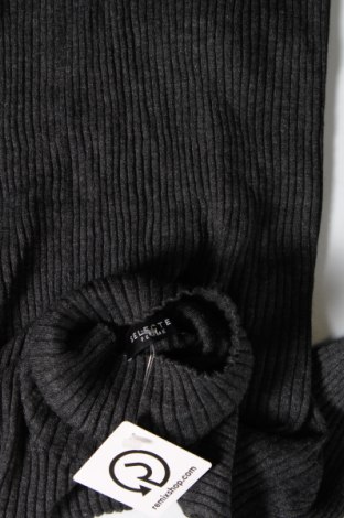 Дамски пуловер Selected Femme, Размер M, Цвят Сив, Цена 41,00 лв.