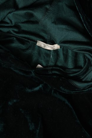 Дамски суичър Zara Trafaluc, Размер S, Цвят Зелен, Цена 6,00 лв.