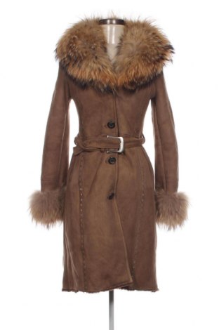 Дамско кожено палто, Размер S, Цвят Бежов, Цена 165,03 лв.