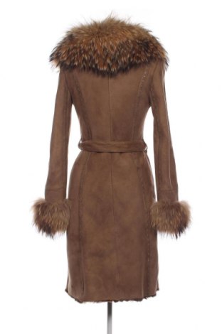 Дамско кожено палто, Размер S, Цвят Бежов, Цена 165,03 лв.