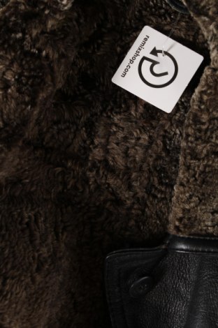 Γυναικείο δερμάτινο μπουφάν, Μέγεθος M, Χρώμα Μαύρο, Τιμή 33,10 €
