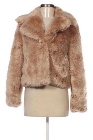 Дамско палто Bershka, Размер XS, Цвят Бежов, Цена 64,20 лв.
