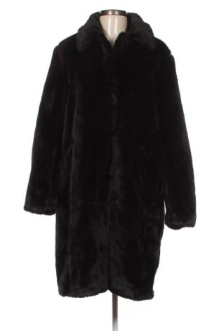 Дамско палто Guess, Размер M, Цвят Черен, Цена 344,50 лв.