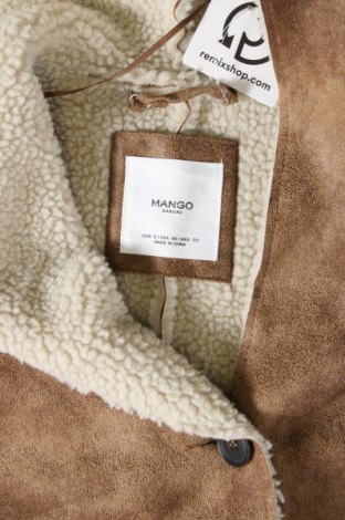 Дамско палто Mango, Размер S, Цвят Бежов, Цена 55,62 лв.