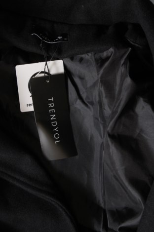 Palton de femei Trendyol, Mărime L, Culoare Negru, Preț 132,00 Lei