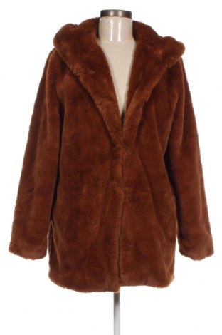 Дамско палто Urban Classics, Размер S, Цвят Кафяв, Цена 29,40 лв.