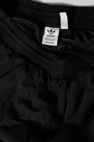 Дамско спортно долнище Adidas Originals, Размер M, Цвят Черен, Цена 41,16 лв.