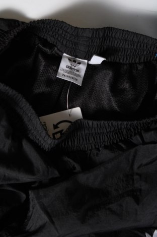 Pantaloni trening de femei Adidas Originals, Mărime M, Culoare Negru, Preț 104,73 Lei