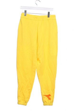 Γυναικείο αθλητικό παντελόνι Diadora, Μέγεθος XS, Χρώμα Κίτρινο, Τιμή 21,57 €