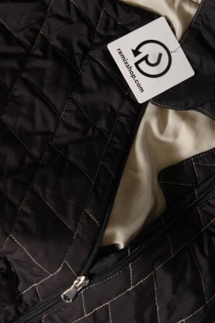 Dámska bunda , Veľkosť S, Farba Čierna, Cena  5,72 €