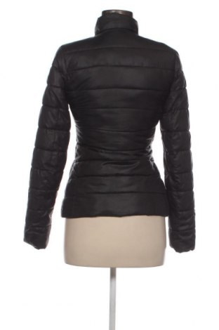 Dámska bunda , Veľkosť S, Farba Čierna, Cena  15,17 €