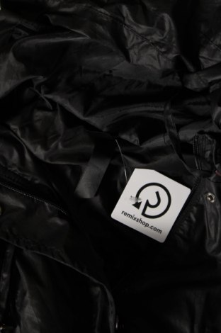 Dámska bunda , Veľkosť S, Farba Čierna, Cena  20,00 €