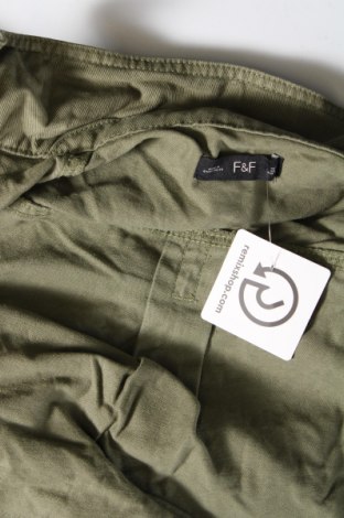 Γυναικείο μπουφάν F&F, Μέγεθος M, Χρώμα Πράσινο, Τιμή 4,82 €