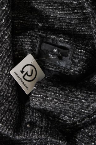 Dámska bunda  H&M, Veľkosť M, Farba Sivá, Cena  17,76 €