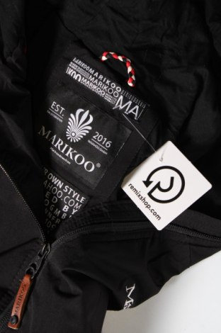 Γυναικείο μπουφάν Marikoo, Μέγεθος M, Χρώμα Μαύρο, Τιμή 47,09 €