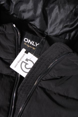 Γυναικείο μπουφάν ONLY, Μέγεθος L, Χρώμα Μαύρο, Τιμή 25,41 €