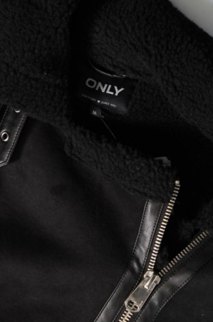 Γυναικείο μπουφάν ONLY, Μέγεθος M, Χρώμα Μαύρο, Τιμή 24,93 €