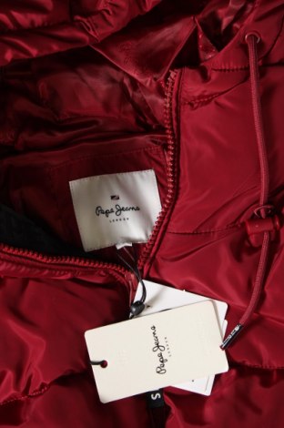 Dámská bunda  Pepe Jeans, Velikost L, Barva Červená, Cena  691,00 Kč