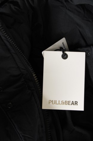 Дамско яке Pull&Bear, Размер S, Цвят Черен, Цена 58,59 лв.